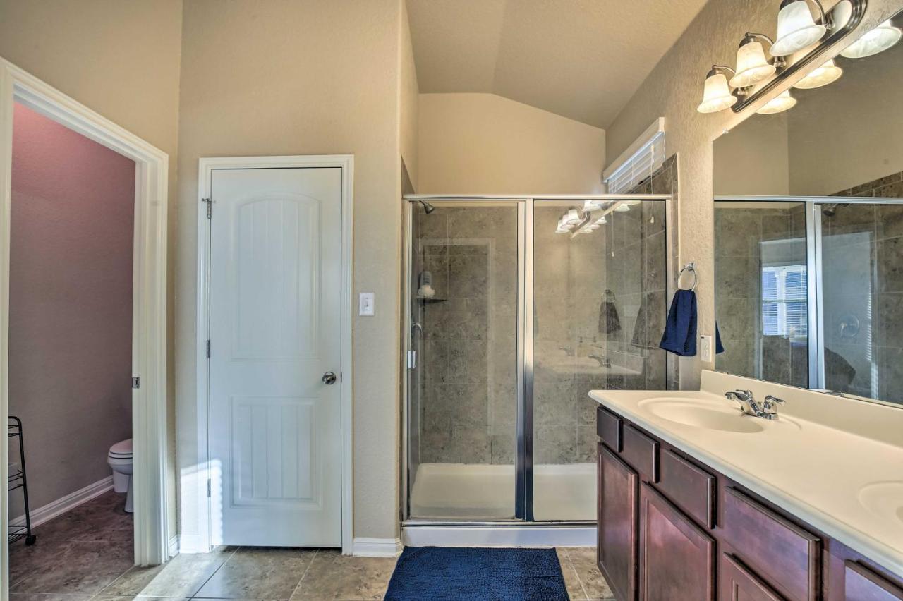 San Antonio Home With Yard About 8 Mi To Lackland! Экстерьер фото