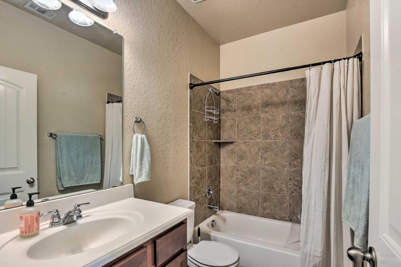 San Antonio Home With Yard About 8 Mi To Lackland! Экстерьер фото